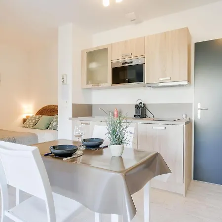 Les Jardins D'eyrac-2 By Interhome